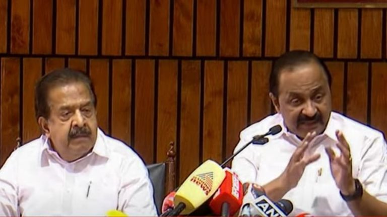 ‘മന്ത്രി രാജേഷിന്റെ ആ വിഷമം മാറട്ടെ’; ഒരുമിച്ചെത്തി വാര്‍ത്താ സമ്മേളനം നടത്തി സതീശനും ചെന്നിത്തലയും