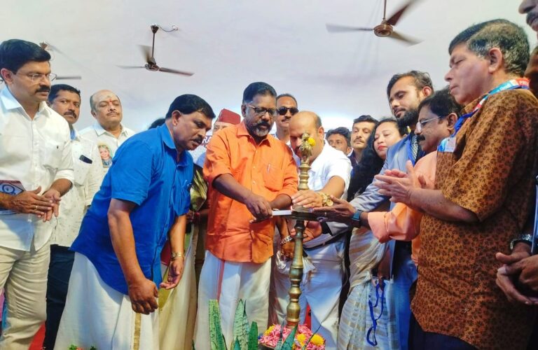 ഐ.എഫ്.ഡബ്യൂ.ജെ ദേശീയ സമ്മേളനം കോവളം ആനിമേഷൻ സെന്റെറിൽ നടന്നു