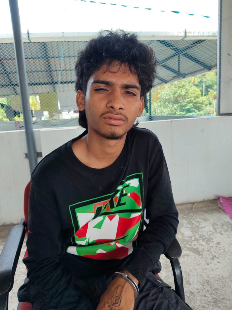 LSD സ്റ്റാമ്പുമായി യുവാക്കൾ പിടിയിൽ