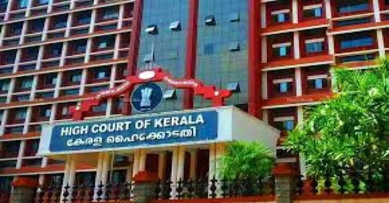 കടയ്ക്കൽ ക്ഷേത്രത്തിലെ വിപ്ലവഗാനമാലപിക്കൽ വിഷയത്തിൽ പ്രതികരണവുമായി ഹൈക്കോടതി