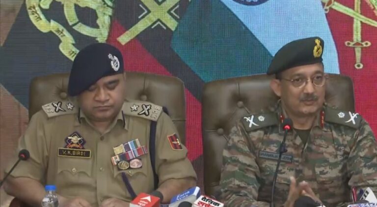 48 മണിക്കൂറിനിടെ രണ്ട് ഓപ്പറേഷനുകള്‍; ജമ്മു കശ്മീരില്‍ 6 ഭീകരരെ വധിച്ചെന്ന് സുരക്ഷാസേന
