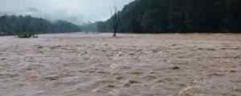 വിവിധ നദികളിൽ അപകടകരമായ രീതിയിൽ ജലനിരപ്പുയരുന്നു; പ്രളയ സാധ്യത മുന്നറിയിപ്പ് പുതുക്കി