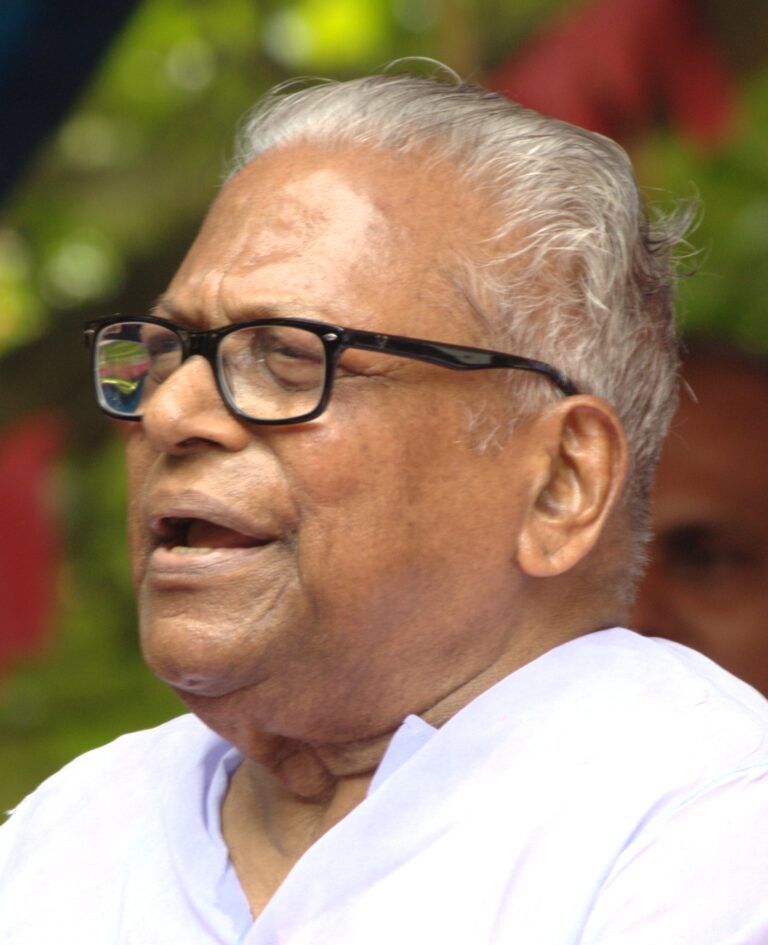 വി എസ് അച്യുതാനന്ദന്റെ ആരോഗ്യ നില അതീവ ഗുരുതരമായി തുടരുന്നു