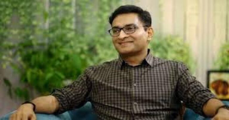 ‘മുതിർന്ന ഐഎഎസ് ഉദ്യോഗസ്ഥരെ സമൂഹ മാധ്യമങ്ങളിൽ അധിക്ഷേപിച്ചു’; എന്‍ പ്രശാന്ത് ഐഎഎസിനെതിരെ അന്വേഷണം പ്രഖ്യാപിച്ച് സര്‍ക്കാര്‍