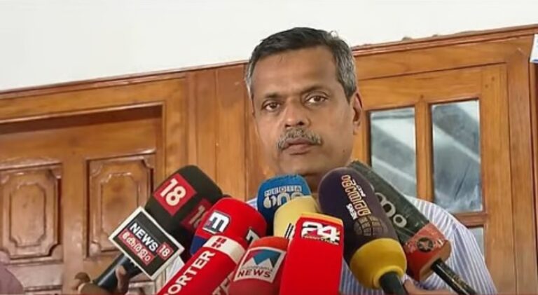‘ഉപകരണങ്ങള്‍ വാങ്ങുന്നതില്‍ കാലതാമസമുണ്ടായി’; വിദഗ്ധ സമിതിയുടെ റിപ്പോര്‍ട്ട് ഡോ. ഹാരിസിനെ തള്ളാതെ