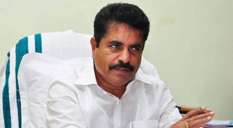 ‘ആറ്റിങ്ങലില്‍ എ സമ്പത്തിന്റെ തുടര്‍ച്ചയായ വിജയം കള്ളവോട്ടില്‍’; ആരോപണവുമായി അടൂർ പ്രകാശ്