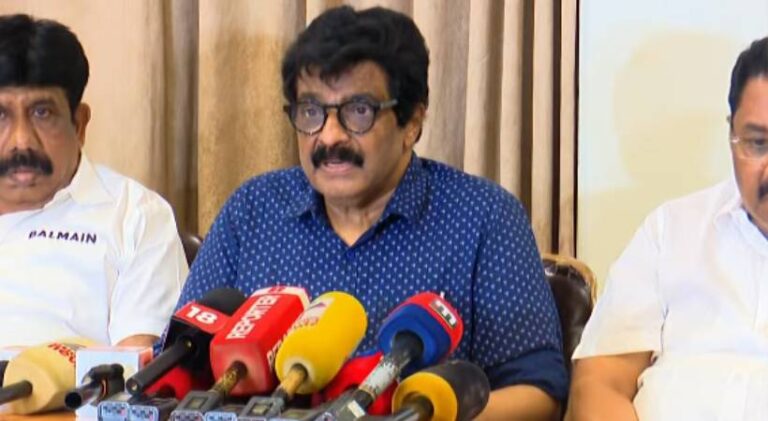‘ഒരു വീട്‌ നമ്പറിൽ 327 വോട്ടുകൾ; CPIM വോട്ടർ പട്ടികയിൽ ക്രമക്കേട് നടത്തുന്നു’; എംകെ മുനീർ