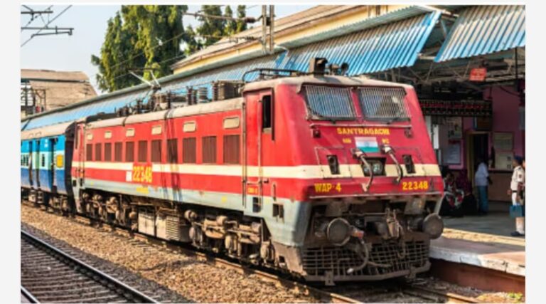 ഓണകാലത്ത് യാത്രാ തിരക്ക് കുറയ്ക്കാൻ സ്പെഷ്യൽ ട്രെയിനുകൾ; പ്രത്യേക ട്രെയിനുകളുടെ വിശദ വിവരങ്ങൾ ഇതാ
