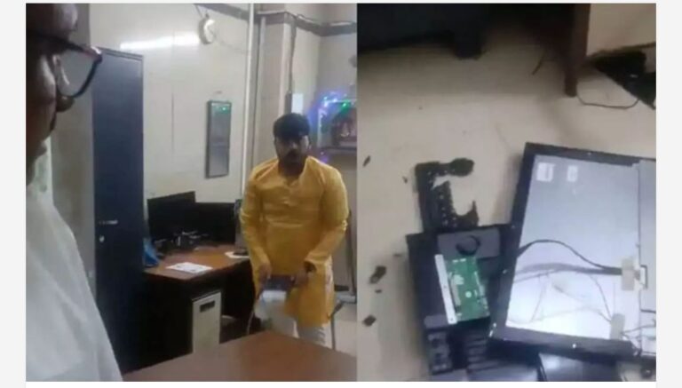 ടിക്കറ്റില്ലാതെ ഫസ്റ്റ് ക്ലാസ് കോച്ചിൽ യാത്ര ചെയ്തതിന് പിടികൂടി; റെയില്‍വെ സ്റ്റേഷന്‍ ഓഫീസ് അടിച്ചു തകര്‍ത്ത് യുവാക്കൾ