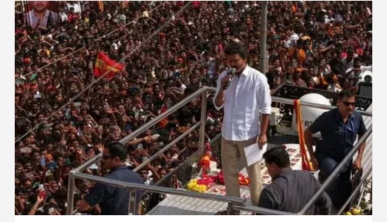 കരൂർ ദുരന്തം; അന്വേഷണം പുരോഗമിക്കവെ കൂടുതൽ പേർ കസ്റ്റഡിയിൽ; ടിവികെ പ്രാദേശിക നേതാവും ഓൺലൈൻ മാധ്യമപ്രവർത്തകനും പിടിയിൽ