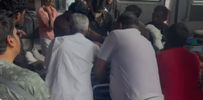 പാലക്കാട് വീടിനുള്ളിൽ പൊട്ടിത്തെറി; സഹോദരനും സഹോദരിക്കും ഗുരുതരപരുക്ക്