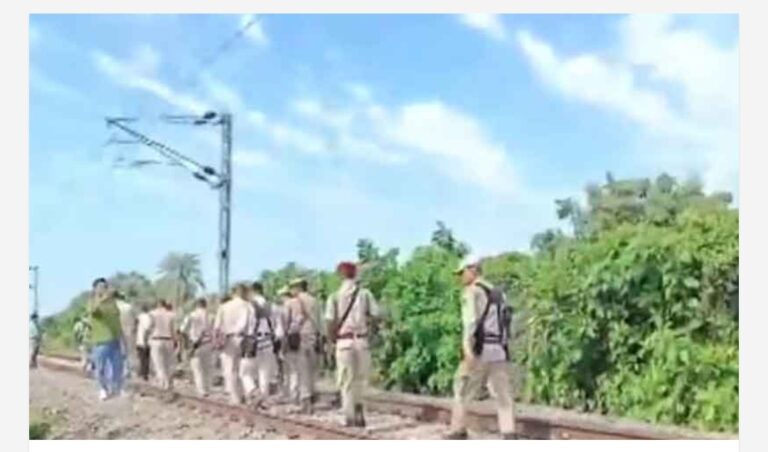 അസമിൽ റെയിൽവെ ട്രാക്കിൽ സ്ഫോടനം; ഒഴിവായത് വൻ ദുരന്തം