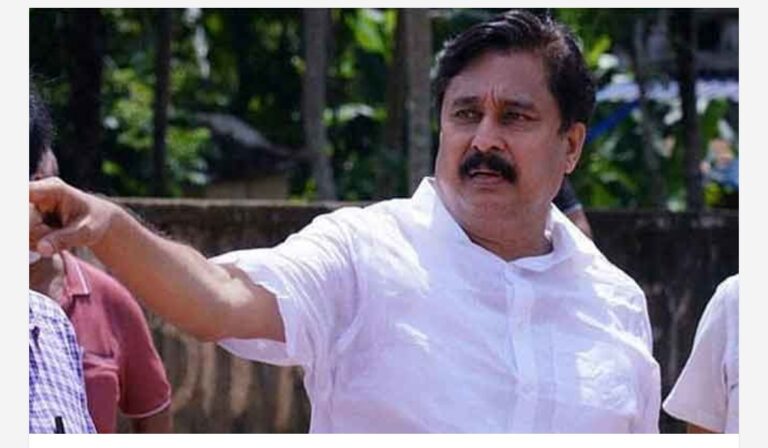 കോഴിക്കോട് സ്റ്റേഡിയത്തിൽ നടക്കുന്ന ബൈക്ക് റേസ് പ്രശസ്ത സിനിമാ താരം സൽമാൻ ഖാൻ ഉദ്ഘാടനം ചെയ്യും’; മെസിയുടെ കേരളം സന്ദർശന ചർച്ചകൾക്ക് പിന്നാലെ പുതിയ പ്രഖ്യാപനവുമായി കായികമന്ത്രി