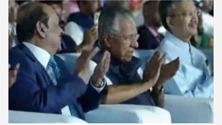 പിണറായി വിജയനെ വേദിയിലിരുത്തി കേരളത്തെ പ്രശംസിച്ച് യുഎഇ മന്ത്രി; കേരളം കൈവരിച്ചത് വലിയ നേട്ടമാണെന്ന് ഷെയ്ഖ് നഹ്യാൻ മുബാരക്