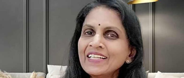 ‘കാവി’വിശ്വാസികൾക്ക് പറ്റിയ ‘കപട’വിശ്വാസി: ശ്രീലേഖയ്ക്ക് എതിരെ കോണ്‍ഗ്രസ്