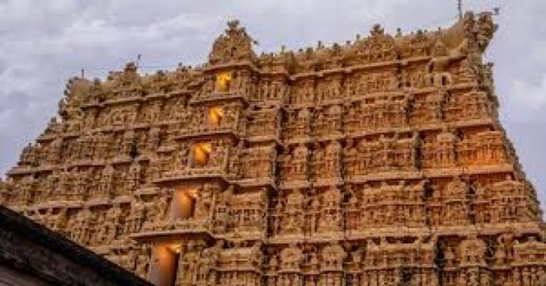 പത്മനാഭ സ്വാമി ക്ഷേത്രത്തിലെ സ്വര്‍ണം കാണാതായ കേസ്; ക്ഷേത്രം ജീവനക്കാരുടെ നുണപരിശോധനയ്ക്ക് കോടതി അനുമതി