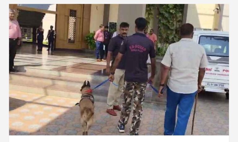 പാലക്കാട് ആശുപത്രിയിൽ 1.50 ന് ബോംബ് സ്ഫോടനമുണ്ടാകുമെന്ന് ഭീഷണി സന്ദേശം