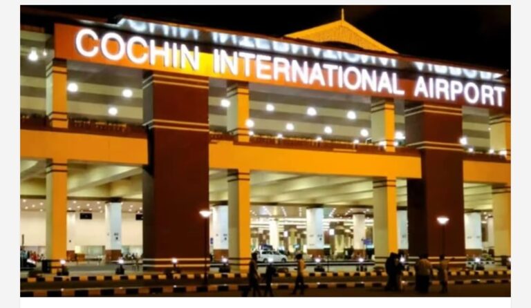 ഉംറ തീർത്ഥാടകരുടെ യാത്ര മുടങ്ങി; ഇറാൻ വ്യോമപാത അടച്ചതോടെ കൊച്ചി വിമാനത്താവളത്തിൽ കുടുങ്ങി 46 യാത്രക്കാർ