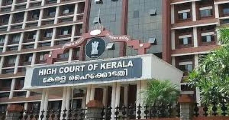 ശബരിമല മകരവിളക്ക് ദിനത്തിൽ പ്രവേശിപ്പിക്കാവുന്ന ഭക്തരുടെ എണ്ണം 35,000മായി നിജപ്പെടുത്തി&nbsp; ഹൈക്കോടതി