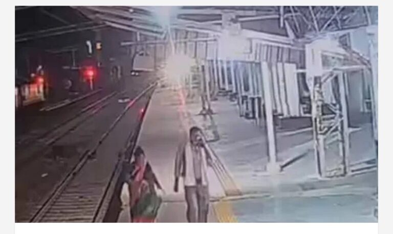 ഓടുന്ന ട്രെയിനിന് മുന്നിലേക്ക് മകളെ തള്ളിയിട്ട് അമ്മ; എട്ടുവയസുകാരി ഗുരുതരാവസ്ഥയിൽ