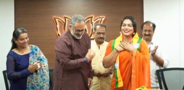സീമ വിനീത് ഉൾപ്പെടെ 15 ട്രാൻസ്ജെൻഡേഴ്സ് BJPയിലേക്ക്; അംഗത്വം നൽകി രാജീവ് ചന്ദ്രശേഖർ
