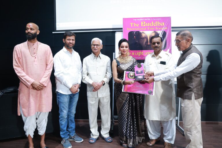 അന്താരാഷ്ട്ര ചലച്ചിത്ര വേദികളിൽ തിളങ്ങി മലയാള ചിത്രം ‘എ പ്രെഗ്നന്റ് വിഡോ’; നടി റ്റ്വിങ്കിൾ ജോബിക്ക് മികച്ച നടിയ്ക്കുള്ള പുരസ്കാരം