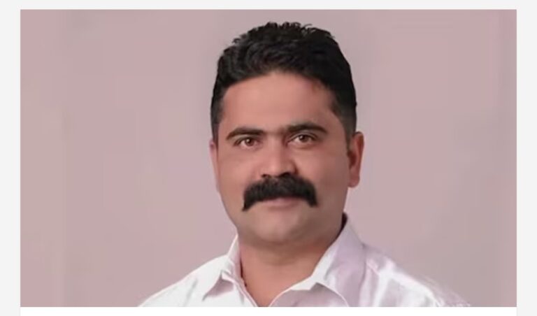 പാലക്കാട് പീഡന ആരോപണം: കോൺഗ്രസ് കൗൺസിലർക്കെതിരെ കേസ്; ദേശീയ വനിതാ കമ്മീഷൻ ഇടപെട്ടു, ഡിജിപിയോട് അടിയന്തര റിപ്പോർട്ട് ആവശ്യപ്പെട്ടു