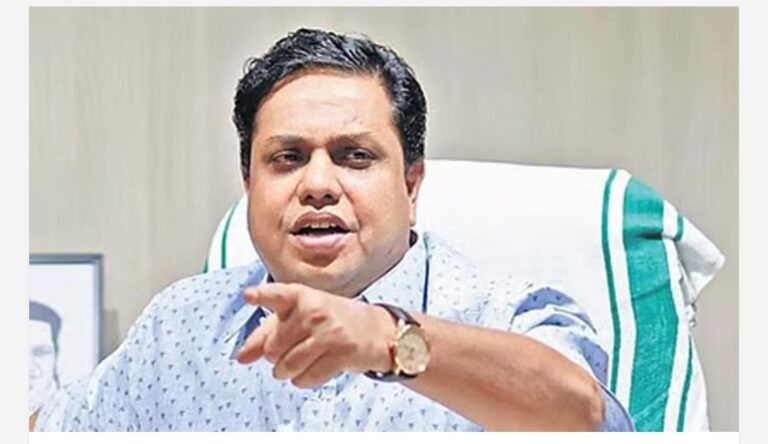 ചവറയിൽ റോഡ് ഷോ വിവാദം കത്തുന്നു; സ്‌പീക്കർ A. N. Shamseerക്കെതിരെ പെരുമാറ്റച്ചട്ട ലംഘന പരാതി