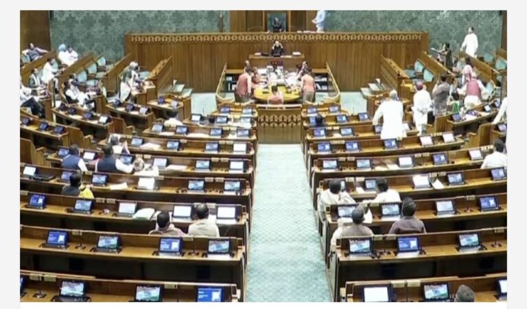 നിതിൻ രാജിന്റെ ദുരൂഹ മരണം; വിദ്യാർത്ഥി പ്രതിഷേധം ശക്തം, കുറ്റക്കാരെ കണ്ടെത്താൻ സമ്മർദ്ദം