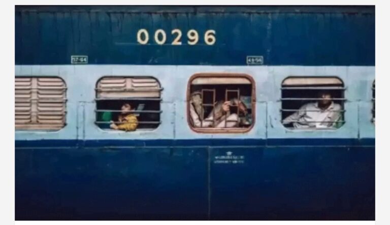 ട്രെയിനിൽ ആക്രമിച്ച് യാത്രക്കാരനെ തള്ളി കവർച്ച; തെളിവുകളില്ലാത്ത കേസിൽ പ്രതികൾ കുടുങ്ങി