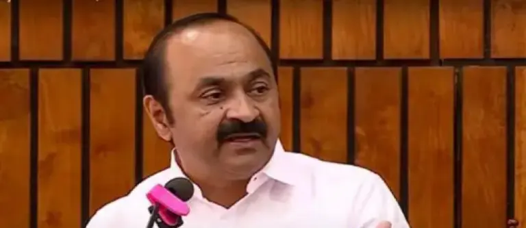 ‘നുണകളുടെ പ്രോഗ്രസ് റിപ്പോർട്ട്’: സർക്കാരിനെതിരെ വി.ഡി. സതീശന്റെ വിമർശനം