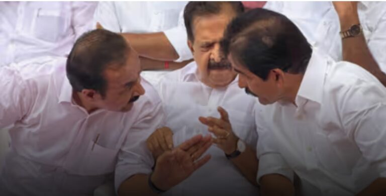 മുഖ്യമന്ത്രി സ്ഥാനത്തിലെ പോര്; ഹൈക്കമാന്‍ഡ് കര്‍ശന നിലപാട് എടുക്കാത്തതിൽ ഒരു വിഭാഗം നേതാക്കള്‍ക്ക് അതൃപ്തി