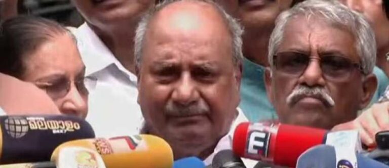 ഒരു തരം, രണ്ടു തരം, മൂന്ന് തരം യുഡിഎഫ് ഭരണം ഉറപ്പായി; യുഡിഎഫിന് ചരിത്ര വിജയം ഉണ്ടാകുമെന്ന് എ കെ ആന്റണി