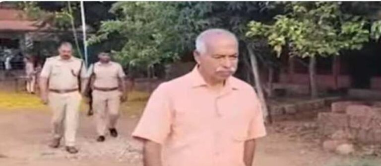 സിപിഐഎം പ്രവർത്തകർ വ്യാപകമായി കള്ളവോട്ട് ചെയ്യുന്നുവെന്ന് സ്വതന്ത്ര സ്ഥാനാർഥി വി കുഞ്ഞികൃഷ്ണൻ