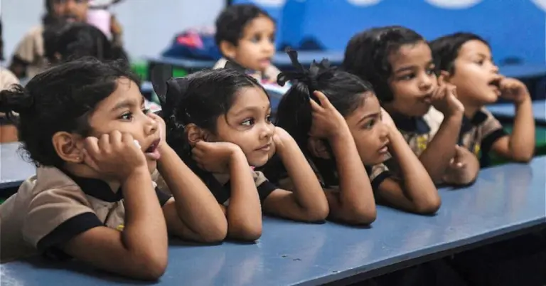 ഇതരസംസ്ഥാനക്കാരുടെയും പ്രവാസികളുടേയും കുട്ടികൾക്ക് ഇളവ്; രേഖകളില്ലെങ്കിലും സ്‌കൂൾ പ്രവേശനം തടയില്ല