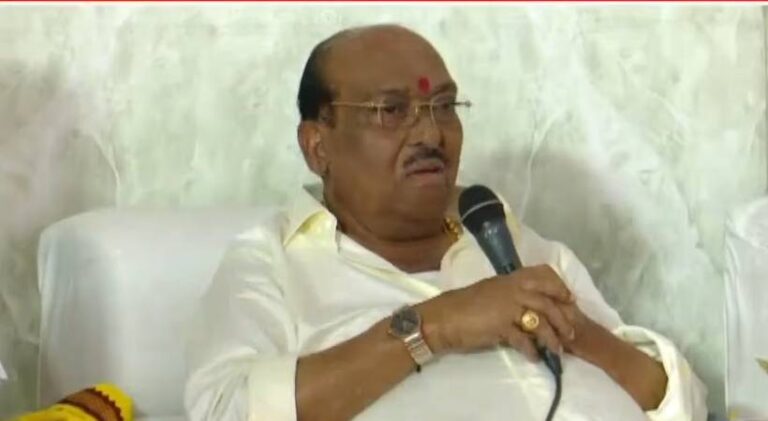 ‘വിഡി സതീശൻ പ്രവർത്തിച്ചത് ടെലിവിഷനിൽ മാത്രം: തിരഞ്ഞെടുപ്പിൽ എല്ലാം ചെയ്തത് കെസി വേണുഗോപാൽ’; വെള്ളാപ്പള്ളി നടേശൻ