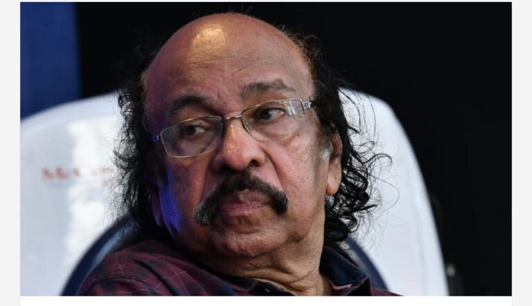 കാലാവധി തീരുന്നതിന് മുമ്പേ പടിയിറങ്ങി സച്ചിദാനന്ദൻ; സാഹിത്യ അക്കാദമി അധ്യക്ഷ സ്ഥാനം രാജിവച്ചു