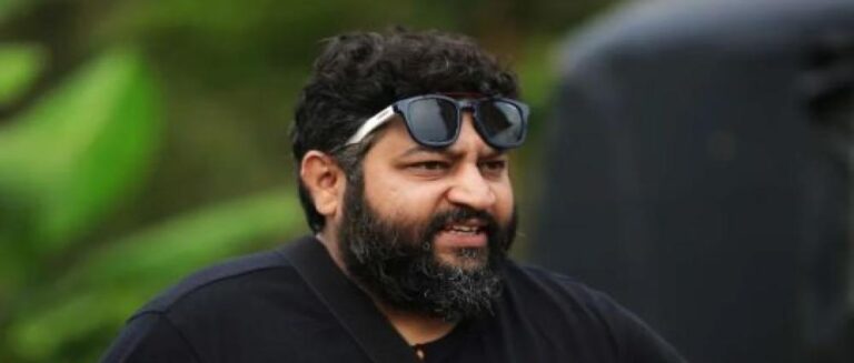 നന്ദി സഖാവേ”; മുന്‍ മുഖ്യമന്ത്രി പിണറായി വിജയനെ പ്രശംസിച്ച് സംവിധായകന്‍ ലിജോ ജോസ് പെല്ലിശ്ശേരി