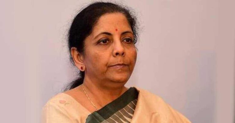 ഇന്ധനവിലയിൽ ആശങ്ക വേണ്ട, ജനങ്ങളെ കേന്ദ്രം സംരക്ഷിക്കും; ധനമന്ത്രി നിർമ്മല സീതാരാമൻ